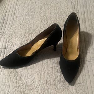 Vintage Naturalizer Classic Black Heels